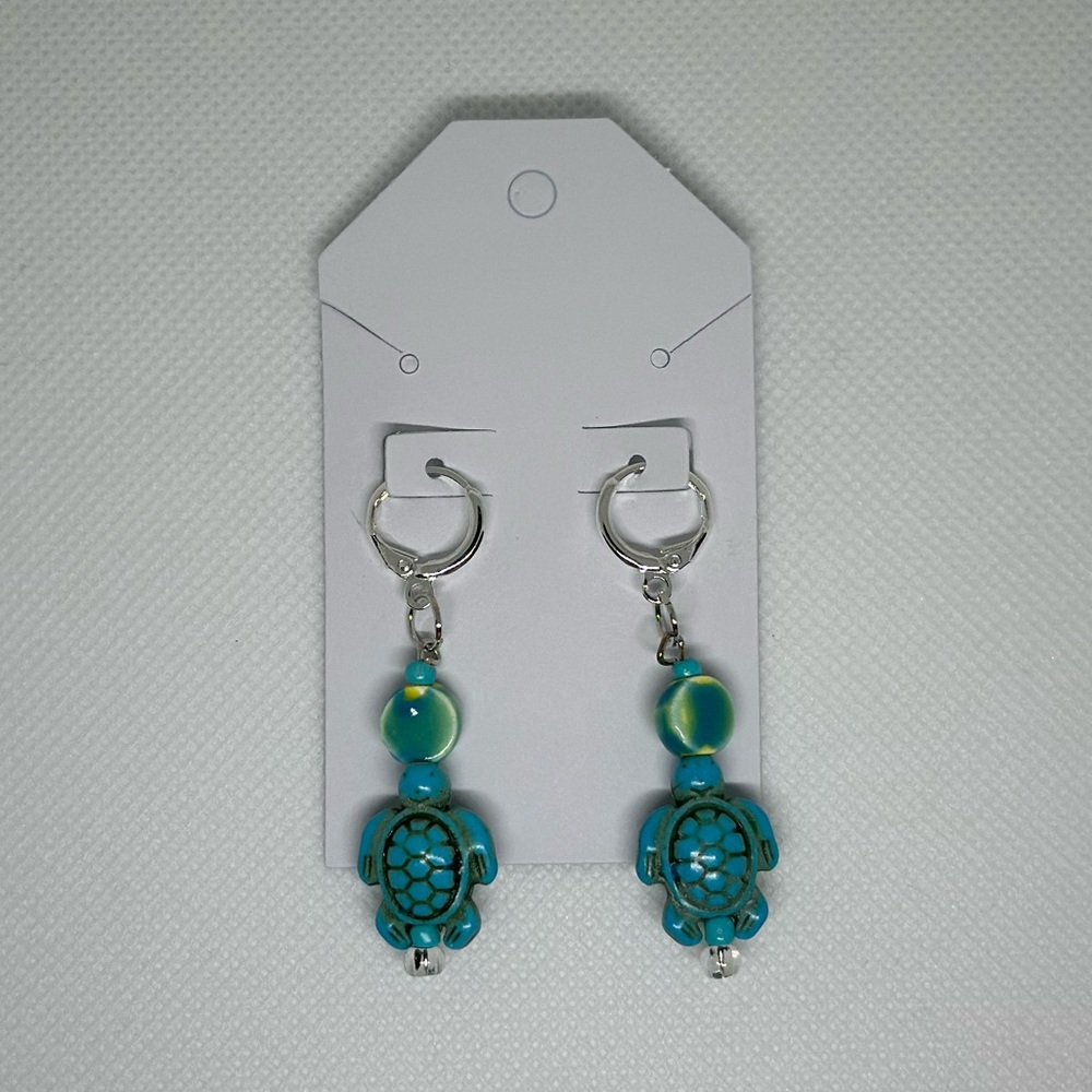 Handmade Silver Round Leverback Earrings with Turquoise Turtle Beads
